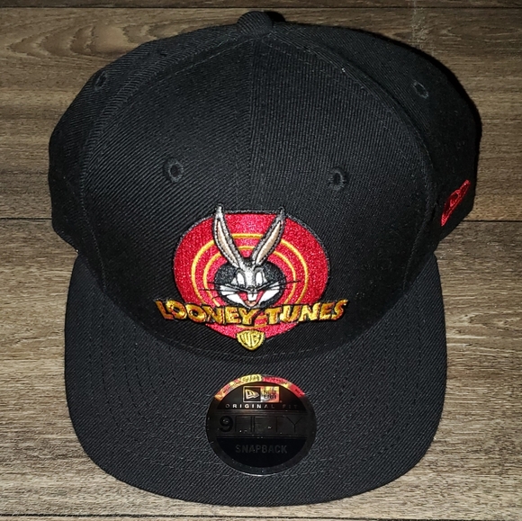 New Era | Accessories | Looney Tunes New Era Snapback | Poshmark